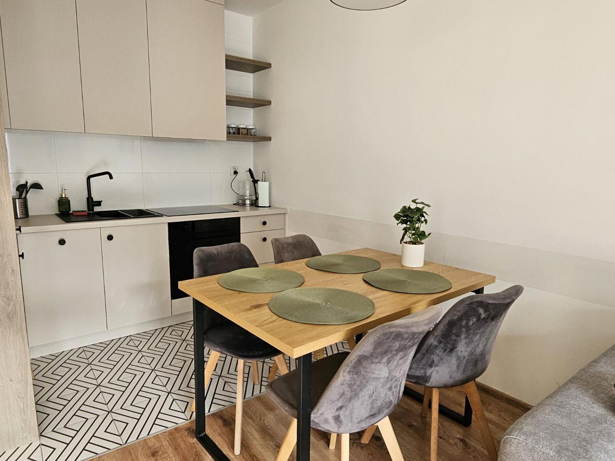Urban Jungle Apartament Wenus Białystok Buitenkant foto
