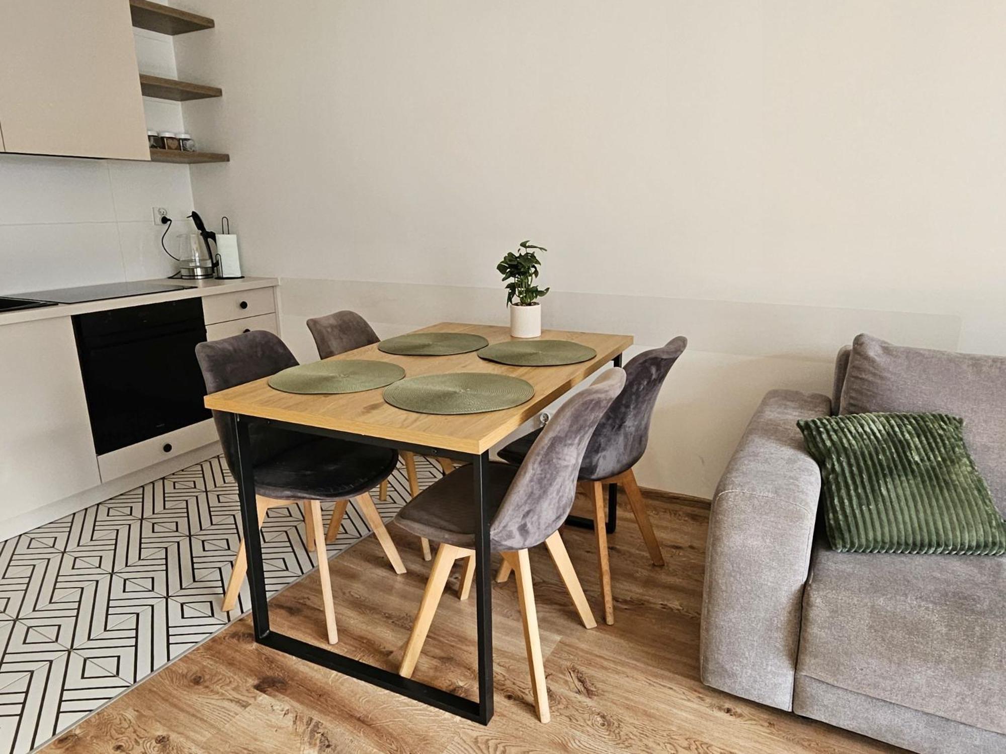 Urban Jungle Apartament Wenus Białystok Buitenkant foto